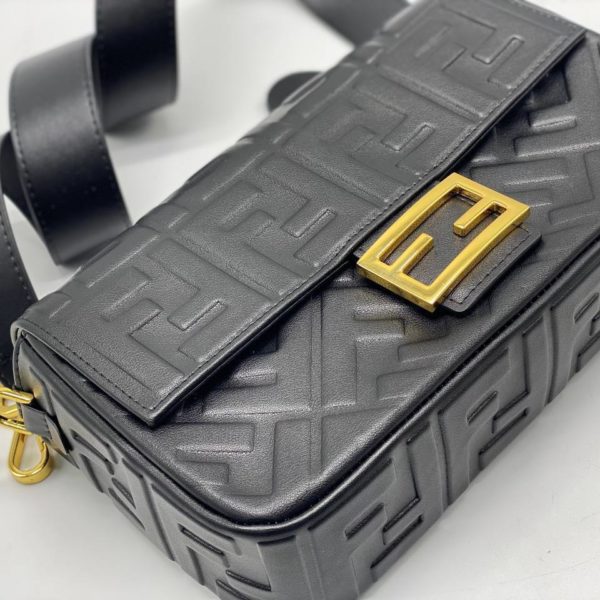 сумка fendi
